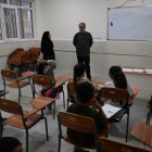 تصاویر: حضور غلام‌رضا تاجگردون در فرهنگسرای محله سادات / از بررسی پروژه‌های توسعه‌ای تا همبازی شدن با کودکان