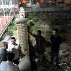 تصاویر: حضور غلام‌رضا تاجگردون در فرهنگسرای محله سادات / از بررسی پروژه‌های توسعه‌ای تا همبازی شدن با کودکان