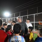 تصاویر: حضور غلام‌رضا تاجگردون در فرهنگسرای محله سادات / از بررسی پروژه‌های توسعه‌ای تا همبازی شدن با کودکان