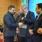 همایش مهرآفرینان باوی؛ قدردانی از معلمان دیروز و امروز به میزبانی غلام‌رضا تاجگردون