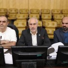 نشست کمیسیون برنامه و بودجه به ریاست غلامرضا تاجگردون با حضور وزیر اقتصاد و رئیس بانک مرکزی