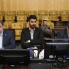 نشست کمیسیون برنامه و بودجه به ریاست غلامرضا تاجگردون با حضور وزیر اقتصاد و رئیس بانک مرکزی