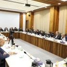 نشست اعضای هیات رئیسه و روسای کمیسیون های مجلس با رئیس بانک مرکزی