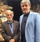 دیدار غلامرضا تاجگردون با سه پدر شهید در کوه دهک