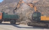 غرش بی‌وقفه ماشین‌آلات در محور باشت - شاه‌بهرام؛ رویای جاده ایمن در حال تحقق است