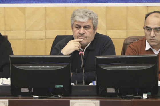 تاجگردون: در بودجۀ ۱۴۰۵ خط فقر افزایش یافته است / ابهامات بسیار جدی در لایحه دولت وجود دارد