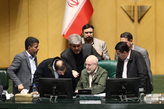 آغاز بررسی جزئیات لایحه بودجه 1405 در صحن علنی مجلس