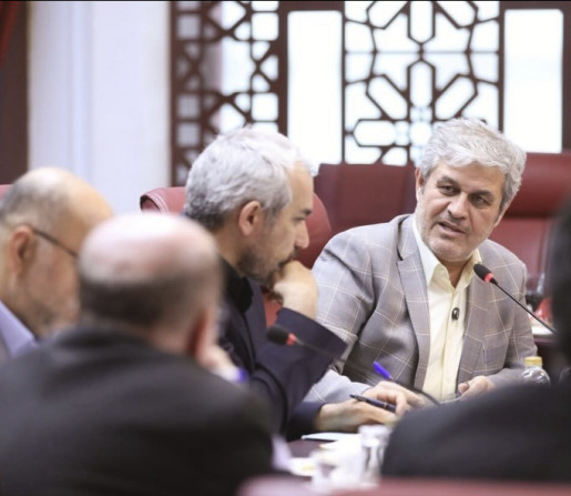 تاجگردون‌: قرارگاه‌های مردمی برای مدیریت بازار و کالا تشکیل شود