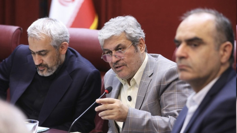 تاجگردون‌: قرارگاه‌های مردمی برای مدیریت بازار و کالا تشکیل شود