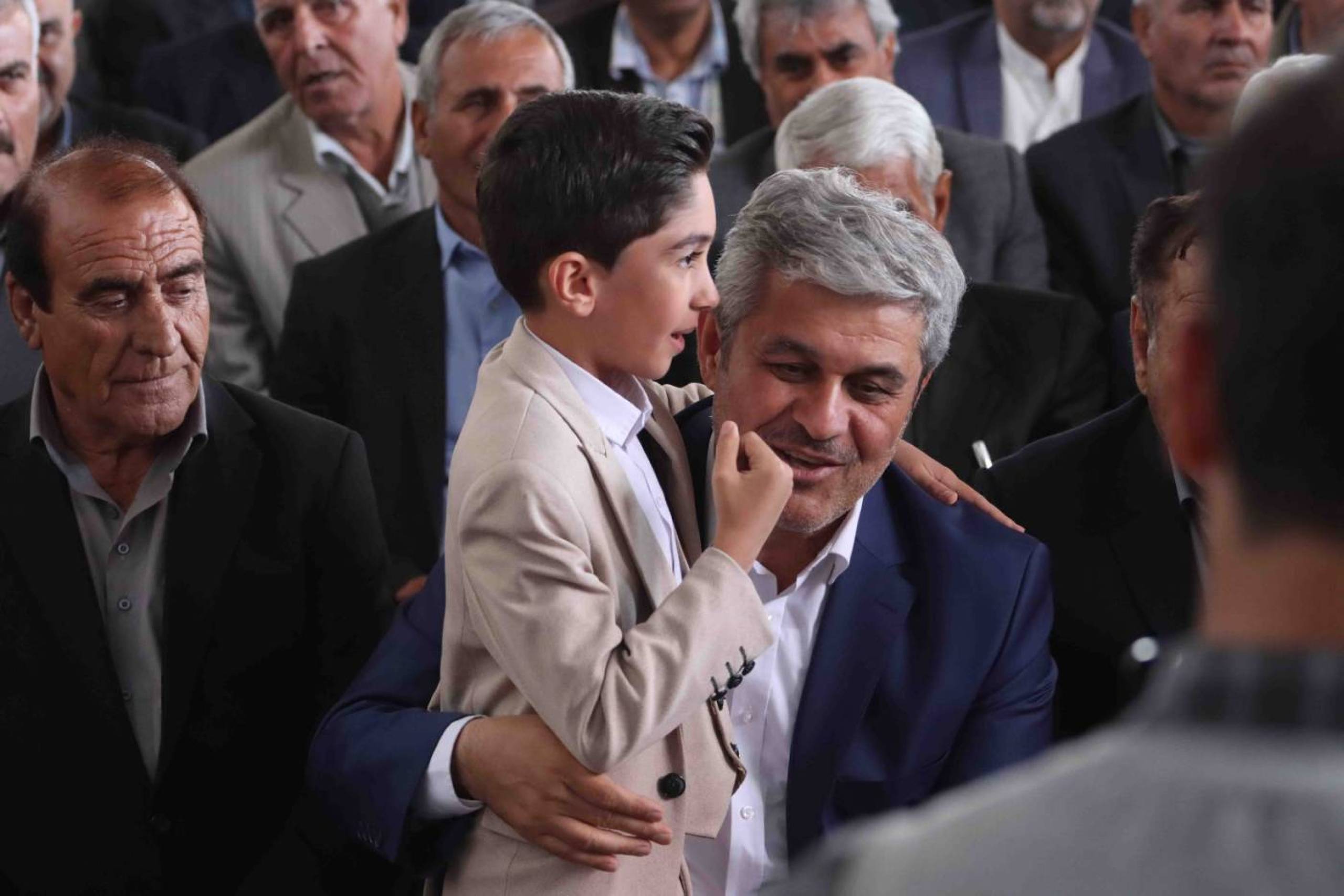 همایش ایل بزرگ عالیشاهی در حمایت از تاجگردون