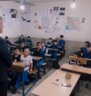 حضور سرزده تاجگردون در یکی از مدارس گچساران در روز نخست بازگشایی مدارس