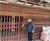 بازدید سرزده دکتر غلامرضا تاجگردون از پروژه استخر شنای بانوان گچساران و تذکر به مسئولین