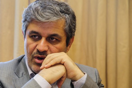 تاجگردون: دود کارهای برخی مسئولان به چشم من میرود