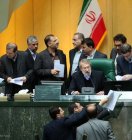 تاجگردون: لاریجانی با افزایش حقوق نمایندگان مخالف است