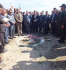 آیین کلنگ‌زنی جاده بین‌مزارع کوه دهک از توابع شهرستان باشت